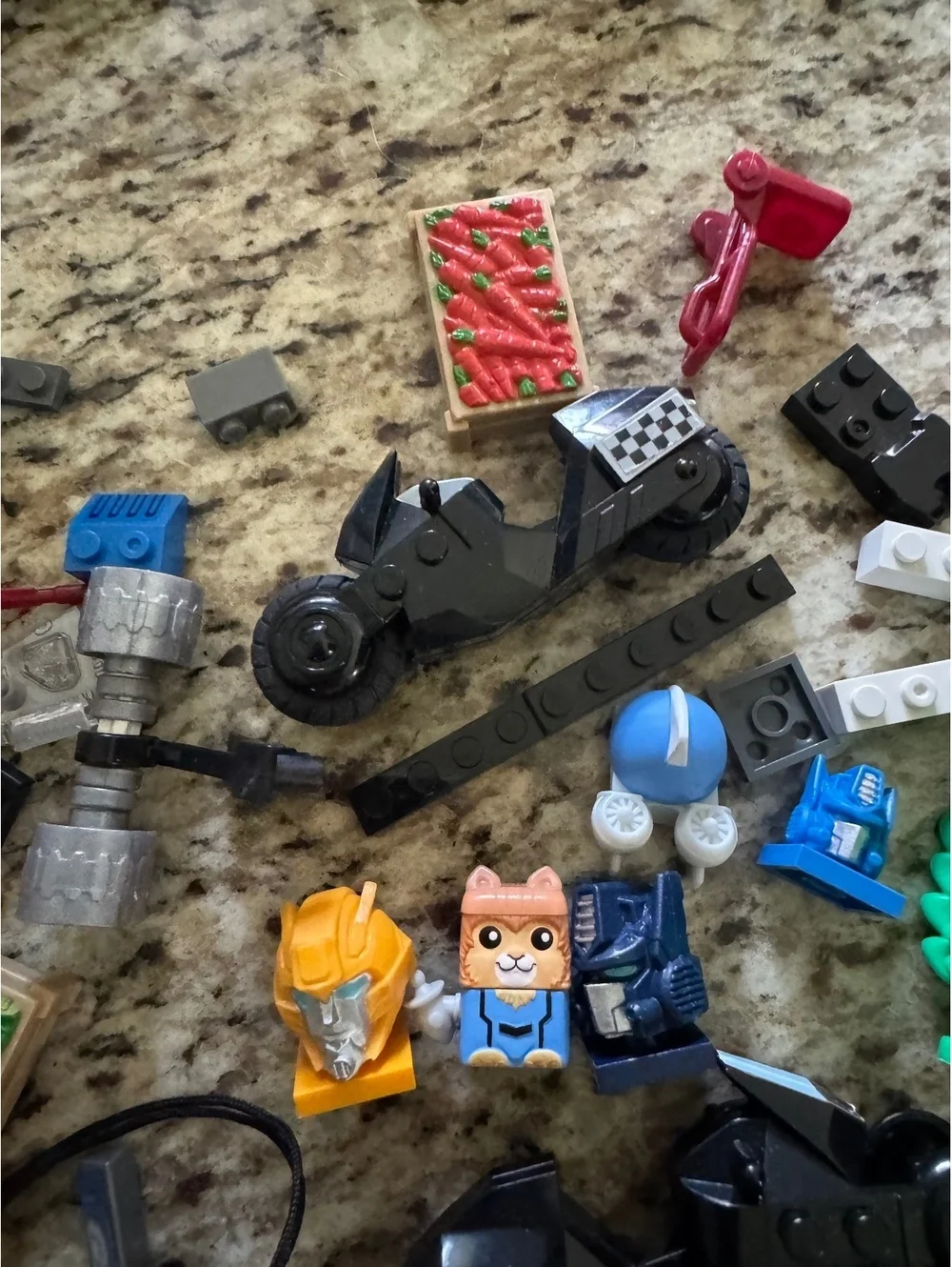 LEGO LOT OF FIGURES AND PIECES TRANSFORMERS